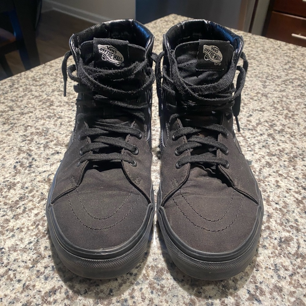 Vans. Sk8-Hi Canvas. Black/Black. Size: 9.5